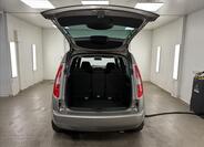 Škoda Roomster 16