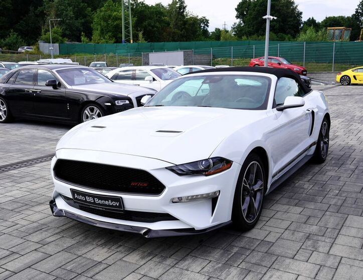 Ford Mustang 2