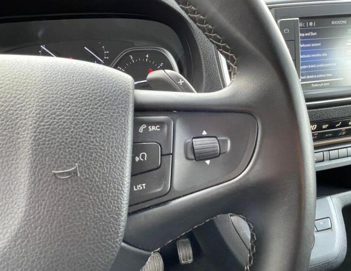 Toyota ProAce Verso 16