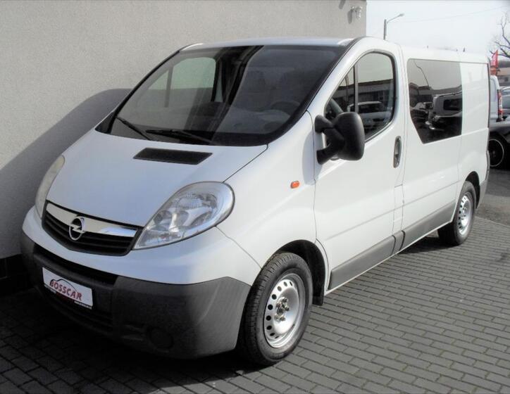 Opel Vivaro 1