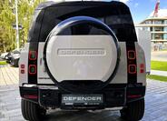 Land Rover Defender 6