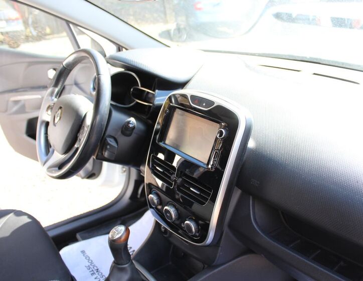 Renault Clio 15