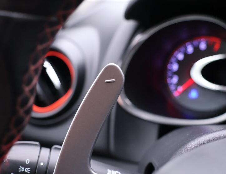 Renault Clio 18