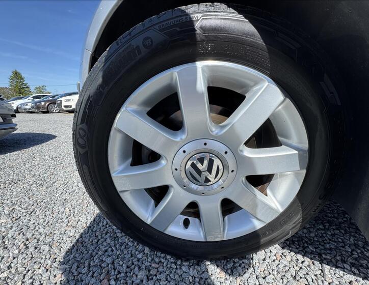Volkswagen Golf 30