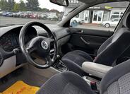 Volkswagen Golf 9