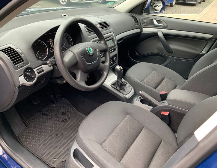 Škoda Octavia 14