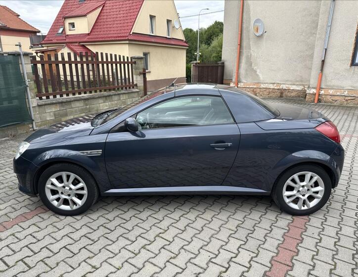 Opel Tigra 11