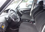 Citroën Grand C4 Picasso 17