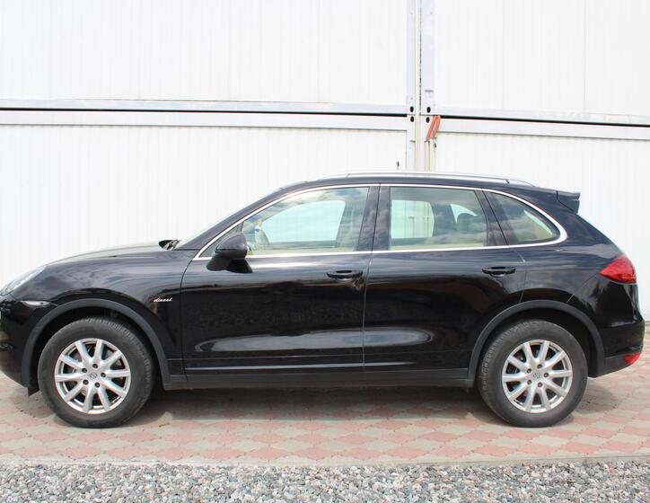 Porsche Cayenne 6