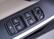 Volvo V60 16