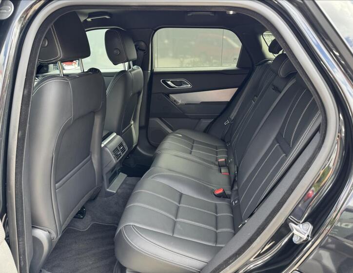 Land Rover Range Rover Velar 12