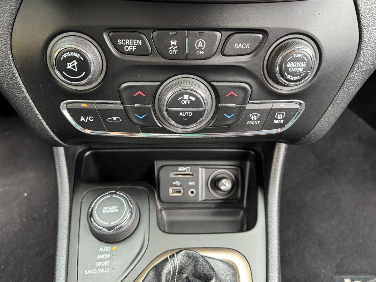 Jeep Cherokee