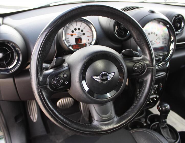 Mini Paceman 14
