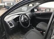 Hyundai i20 10