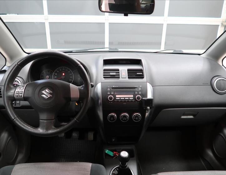 Suzuki SX4 12