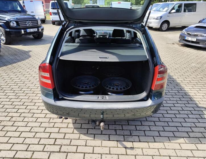 Škoda Octavia 9