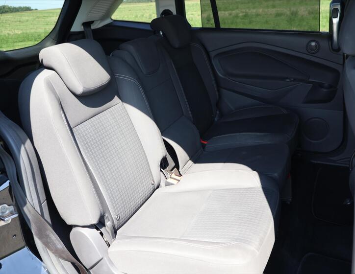 Ford Grand C-MAX 15