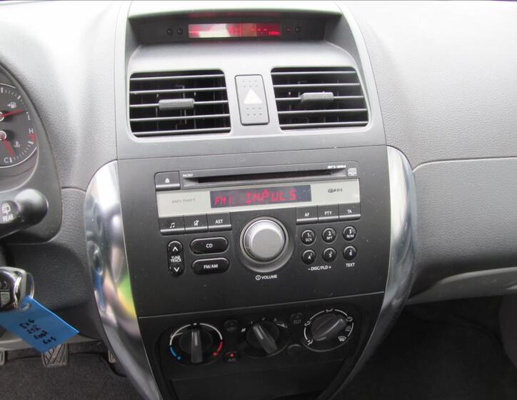 Suzuki SX4 18