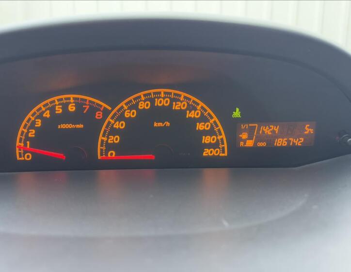 Toyota Yaris 32