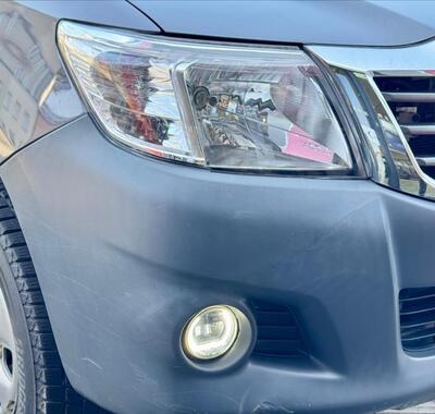 Toyota Hilux 5