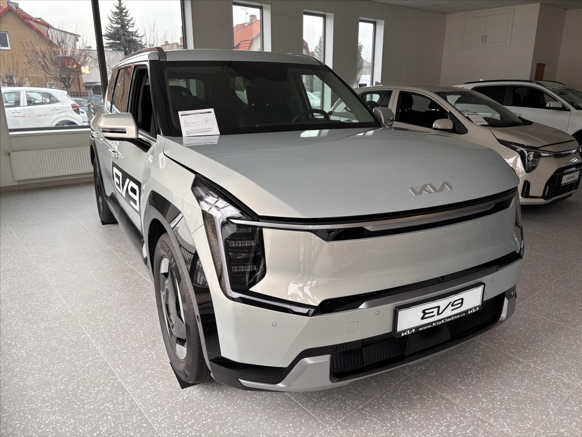 KIA EV9