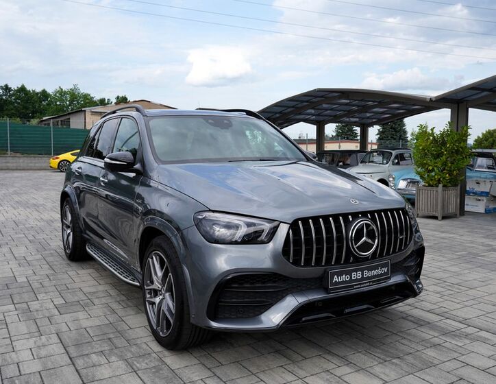 Mercedes-Benz GLE 8