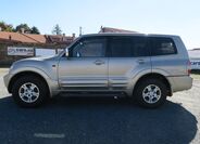 Mitsubishi Pajero 8