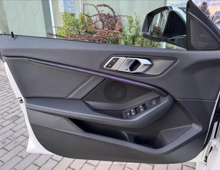 BMW Řada 2 37