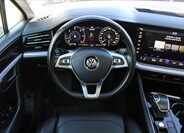Volkswagen Touareg 12
