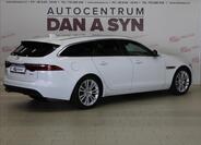 Jaguar XF 4