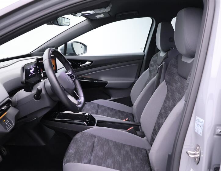 Volkswagen ID.4 12