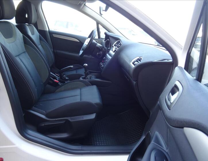 Citroën C4 18