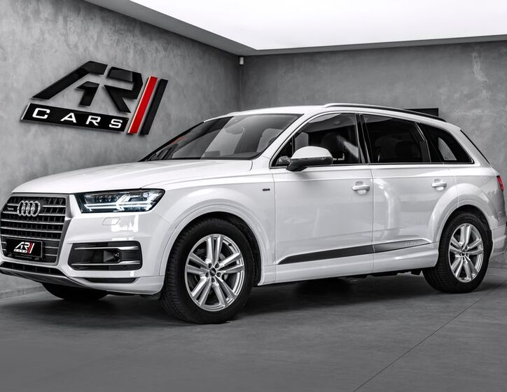 Audi Q7 1
