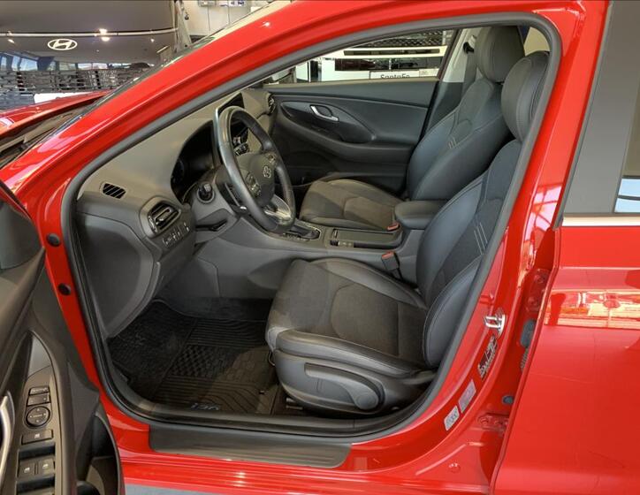 Hyundai i30 26