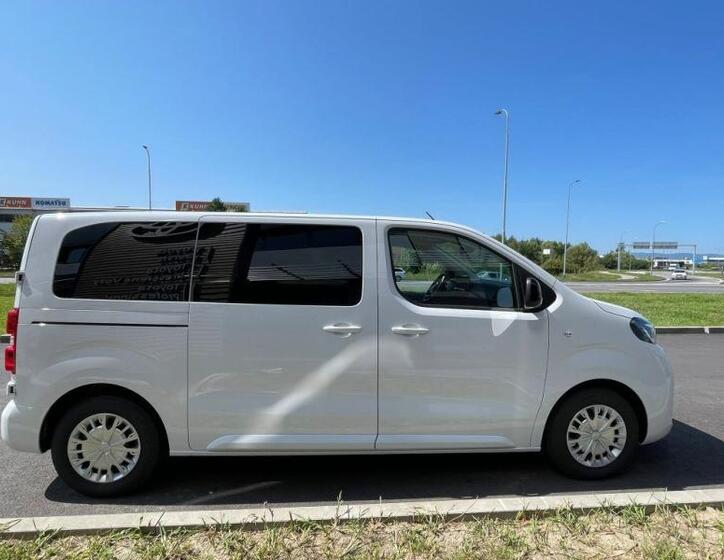 Toyota ProAce Verso 6