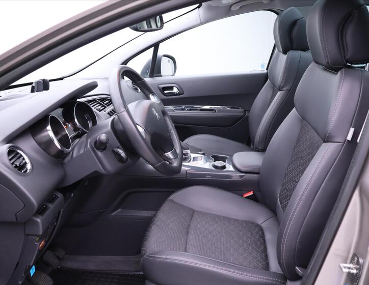 Peugeot 3008 11