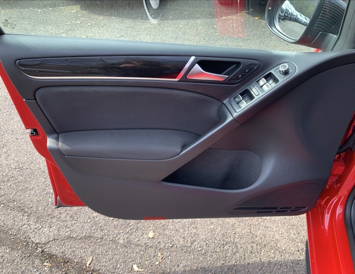 Volkswagen Golf 15