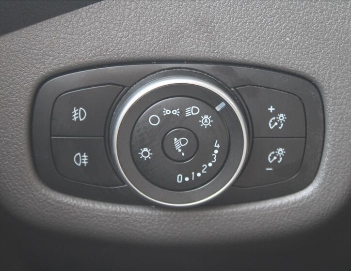 Ford Transit Connect 18