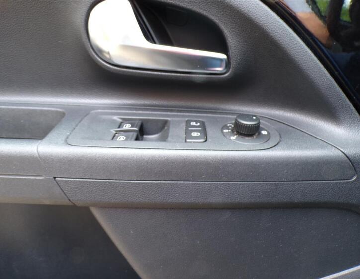 Volkswagen up! 11