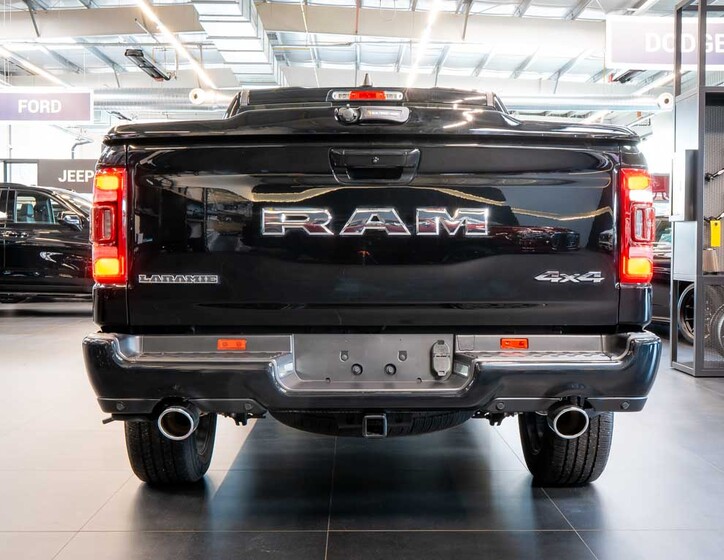 Dodge RAM 6