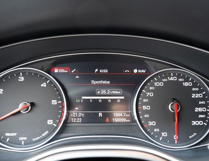 Audi A6 40