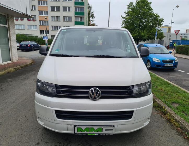 Volkswagen Multivan 2