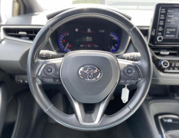 Toyota Corolla 16