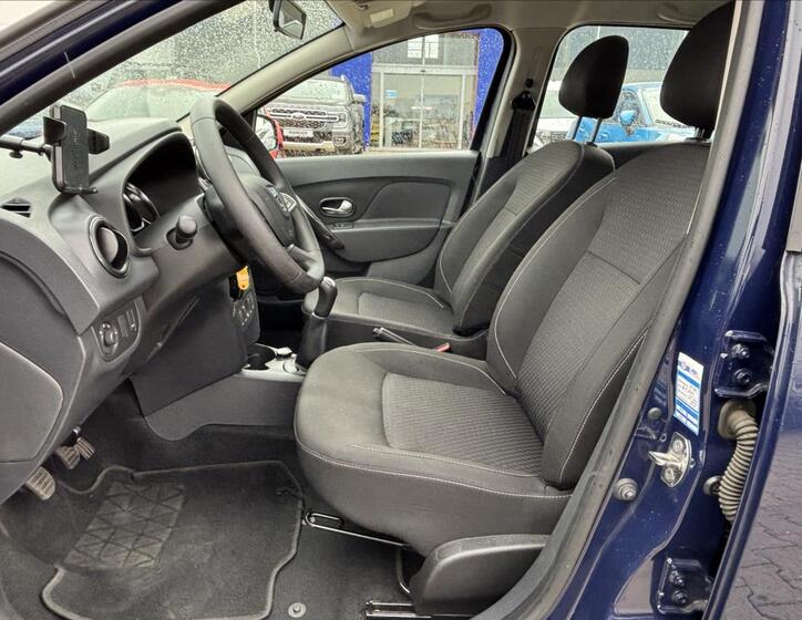 Dacia Sandero 15