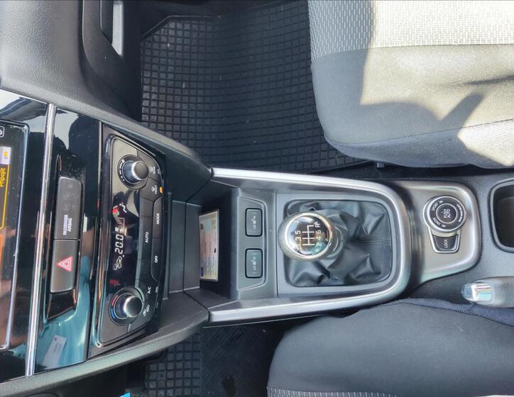 Suzuki Vitara 11
