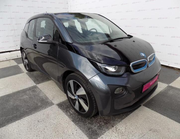 BMW i3 5