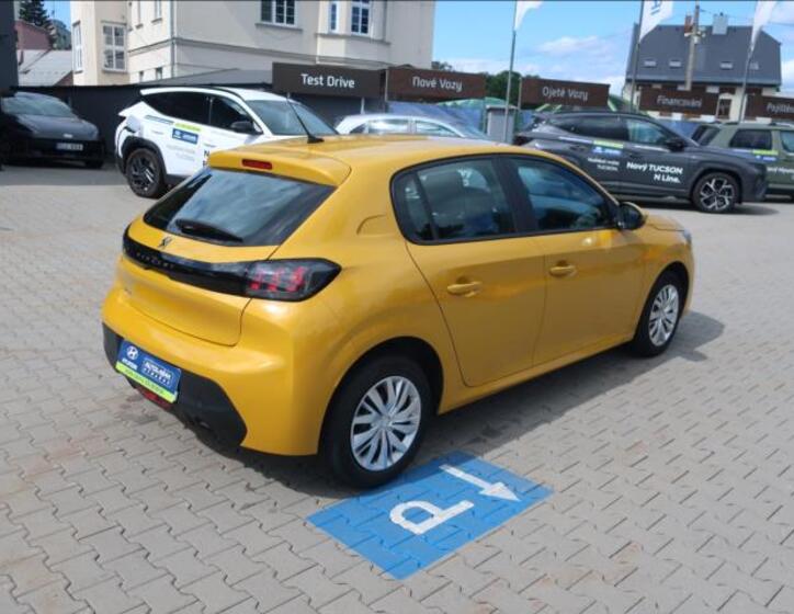 Peugeot 208 7
