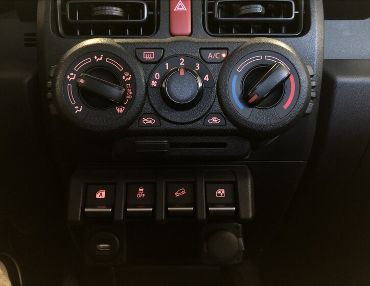 Suzuki Jimny 24