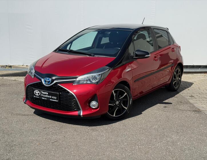 Toyota Yaris 1