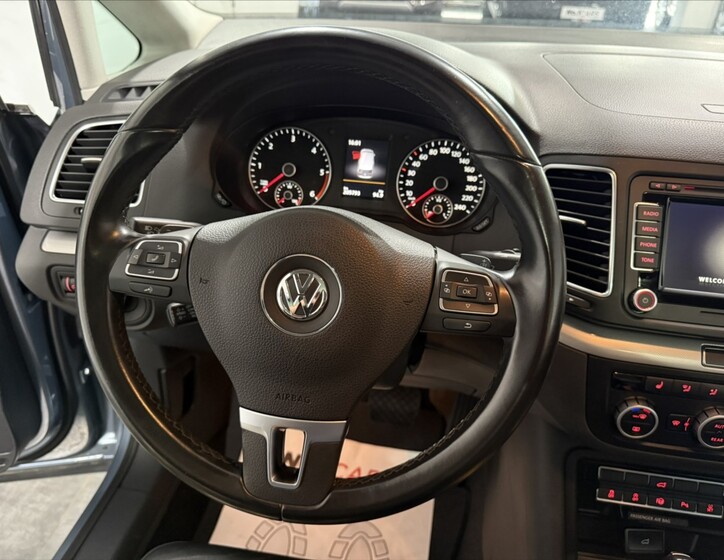 Volkswagen Sharan 8